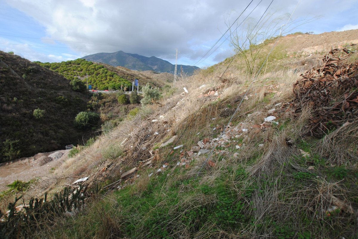 Se vende Terreno Urbano  en Costa Del Sol, Málaga, España