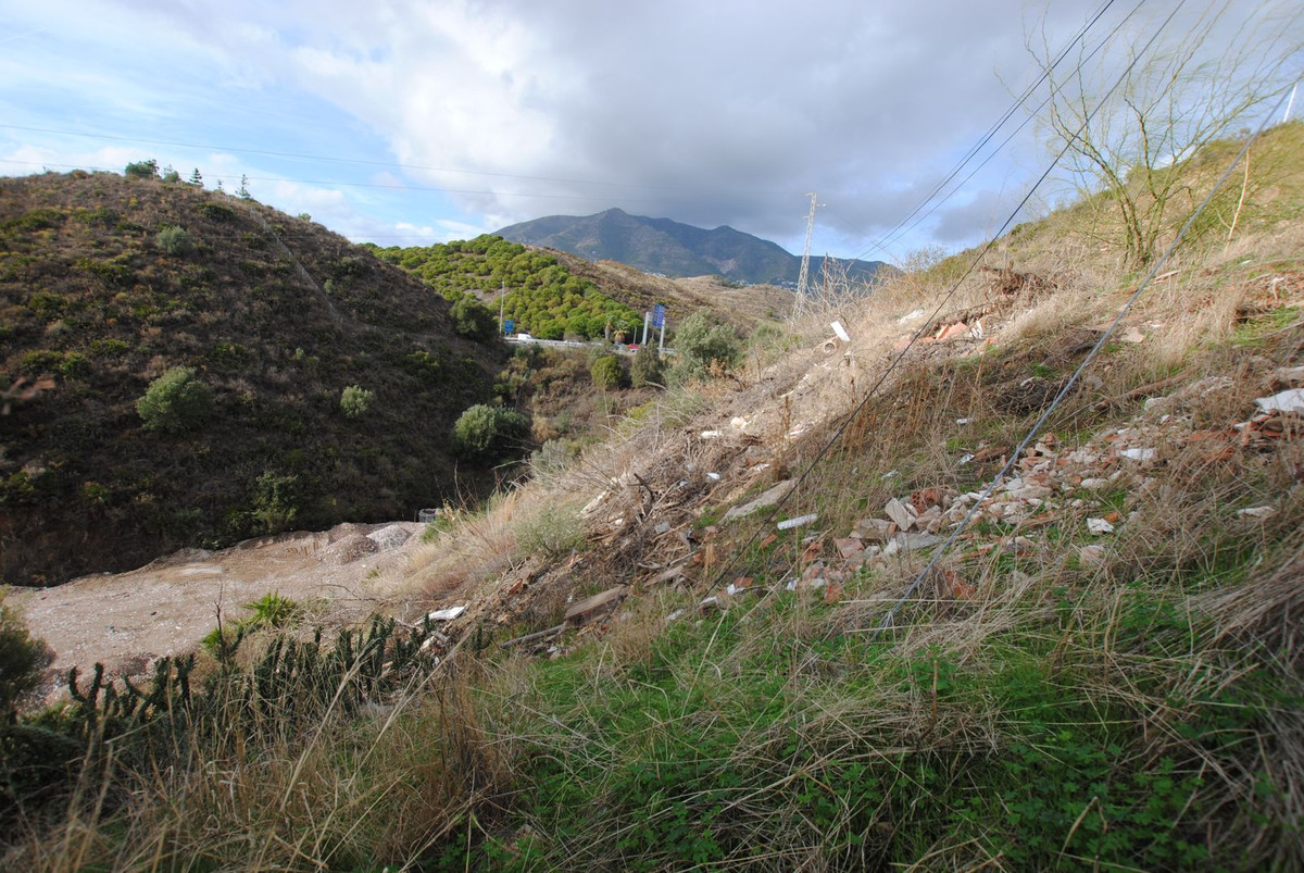 Se vende Terreno Urbano  en Costa Del Sol, Málaga, España