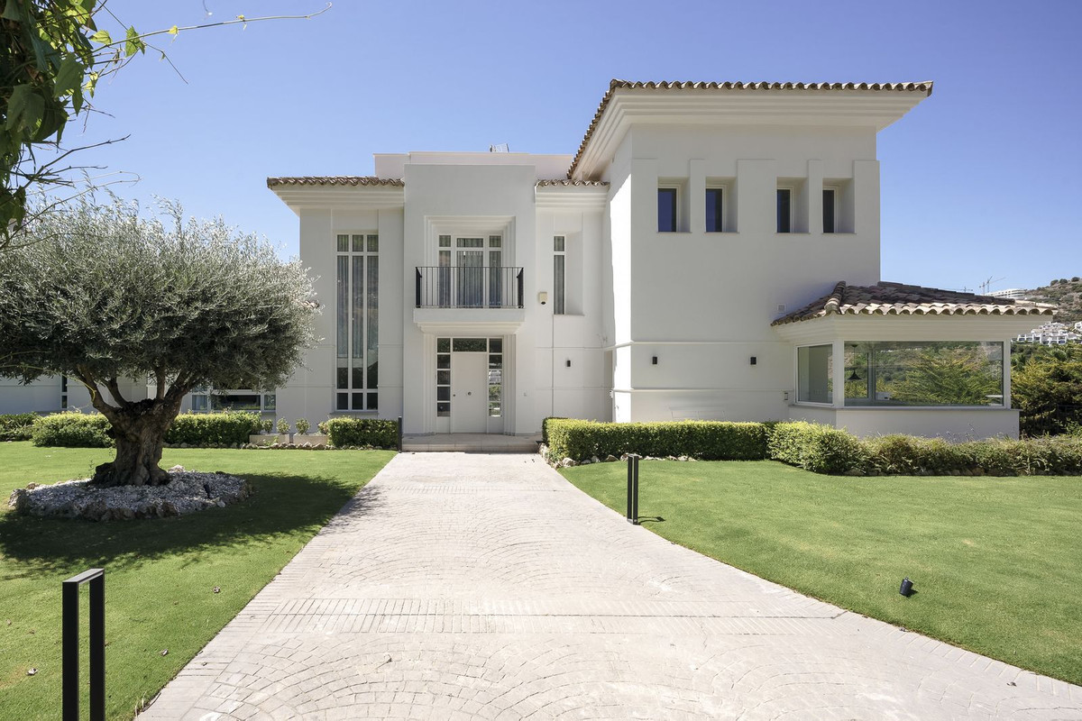 Se vende Villa - Chalet de 7 dormitorios en Costa Del Sol, Málaga, España