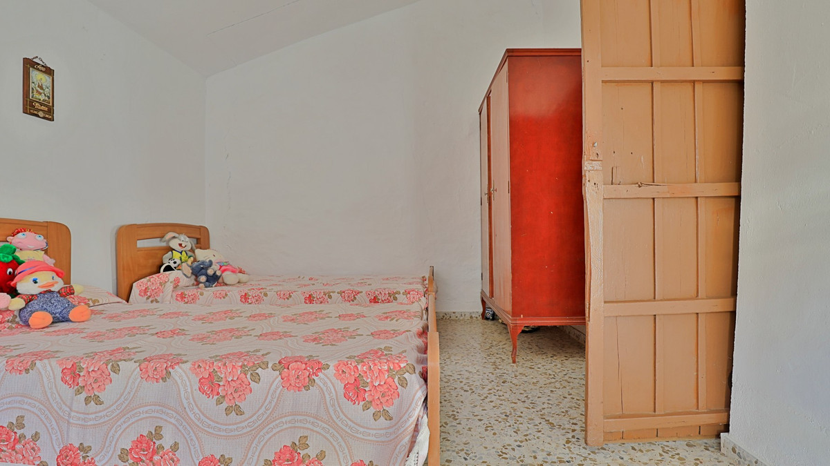Se vende Pareada de 4 dormitorios en Costa Del Sol East, Málaga, España