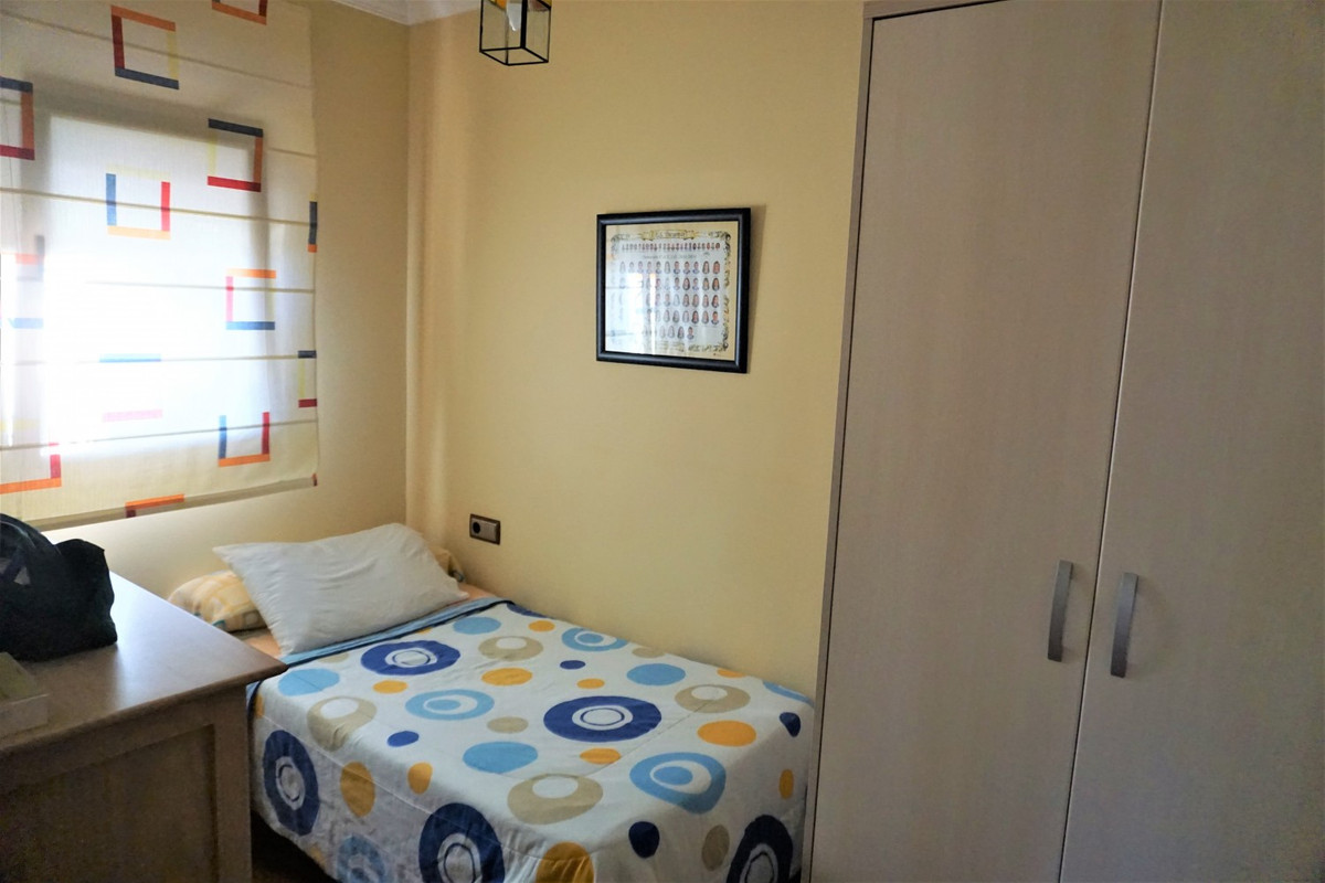Se vende Villa - Chalet de 5 dormitorios en Costa Del Sol East, Málaga, España