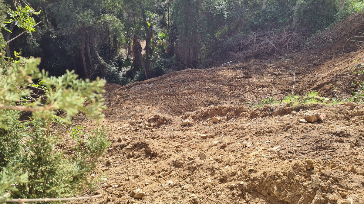 Se vende Terreno Urbano  en Costa Del Sol, Málaga, España