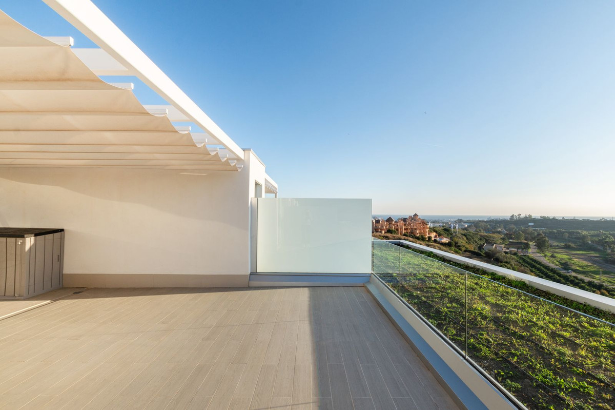 3 Bed Townhouse for sale in Cancelada Costa Del Sol, Málaga, Spain