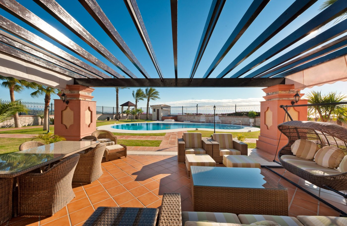 Se vende Villa - Chalet de 7 dormitorios en Costa Del Sol, Málaga, España