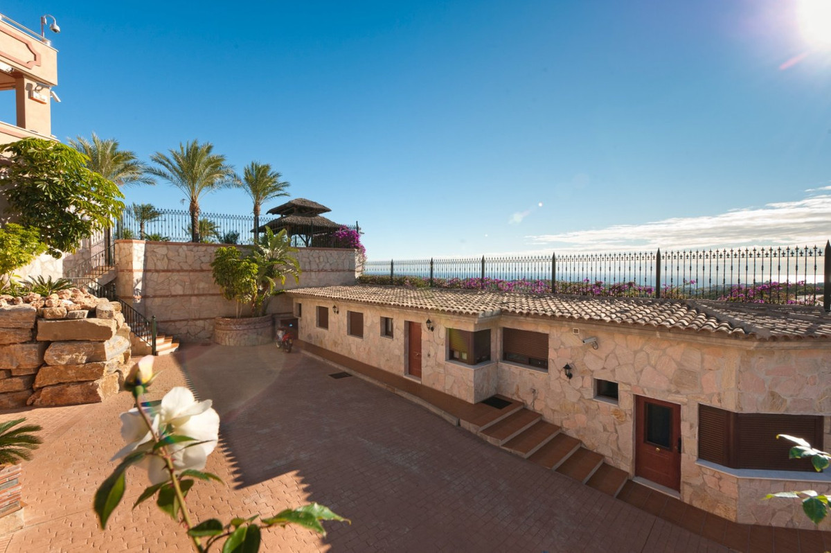 Se vende Villa - Chalet de 7 dormitorios en Costa Del Sol, Málaga, España