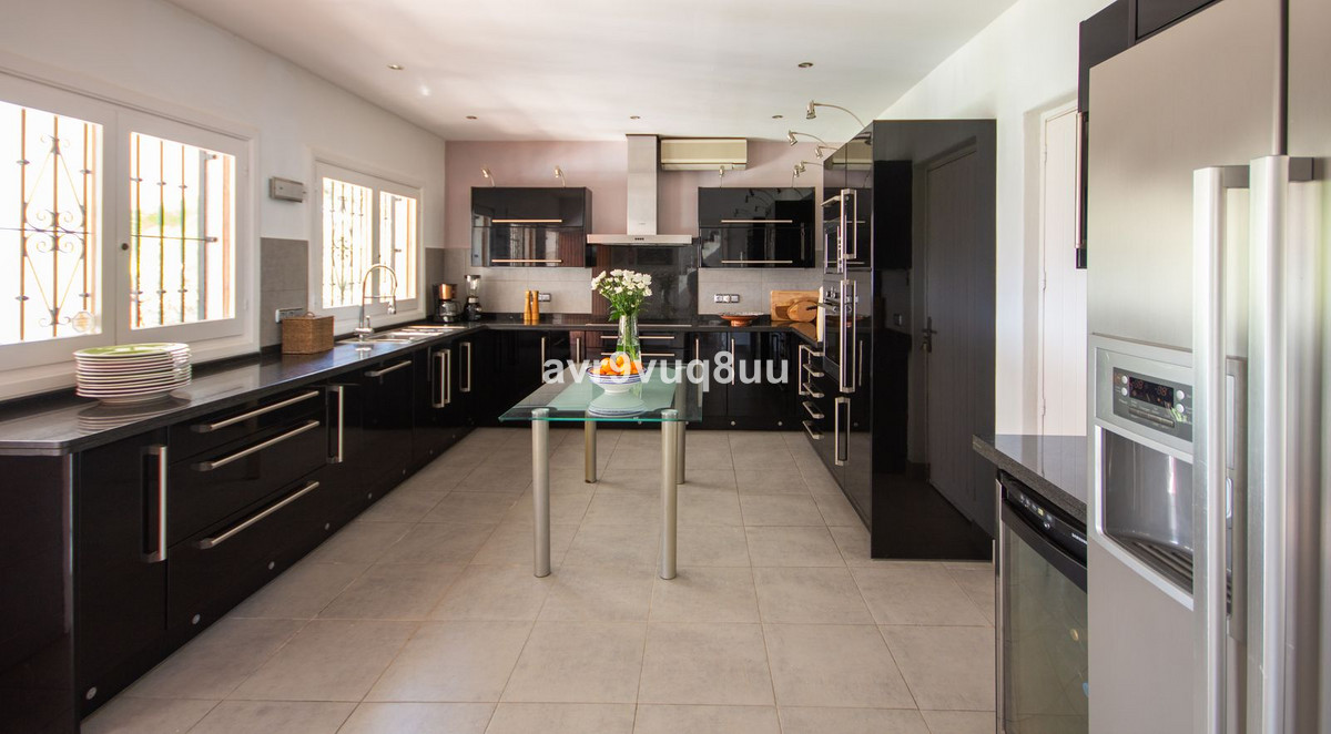 7 Bed Townhouse for sale in Mijas Costa Costa Del Sol, Málaga, Spain