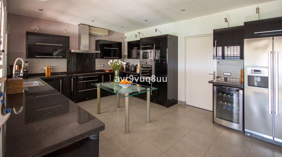 7 Bed Townhouse for sale in Mijas Costa Costa Del Sol, Málaga, Spain