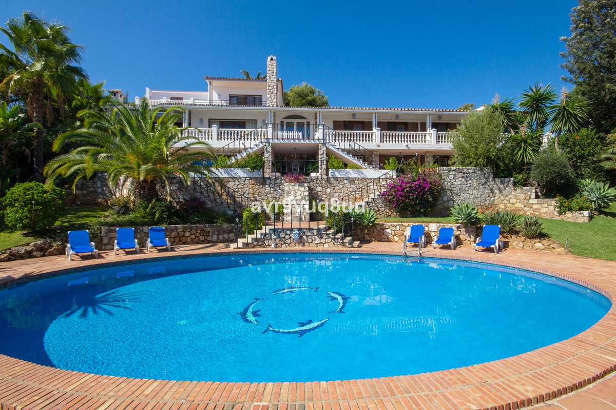 7 Bed Townhouse for sale in Mijas Costa Costa Del Sol, Málaga, Spain