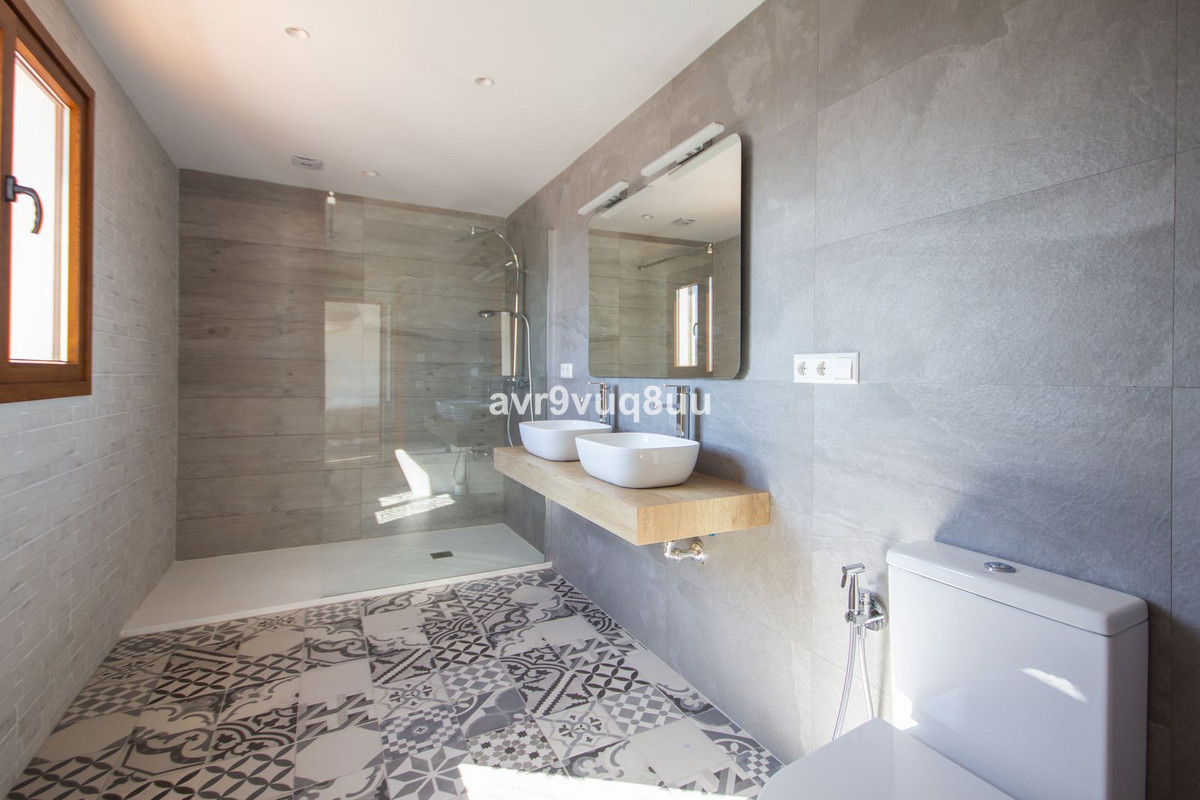 7 Bed Townhouse for sale in Mijas Costa Costa Del Sol, Málaga, Spain