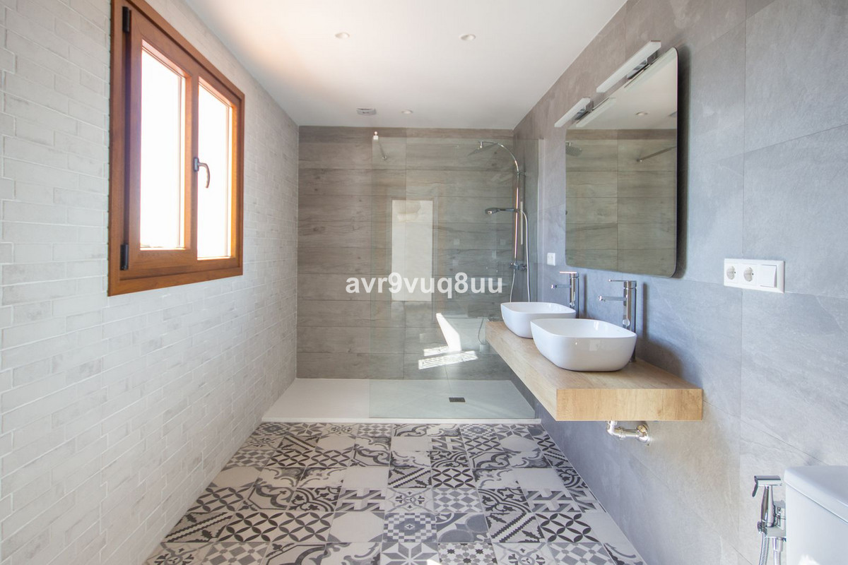 7 Bed Townhouse for sale in Mijas Costa Costa Del Sol, Málaga, Spain