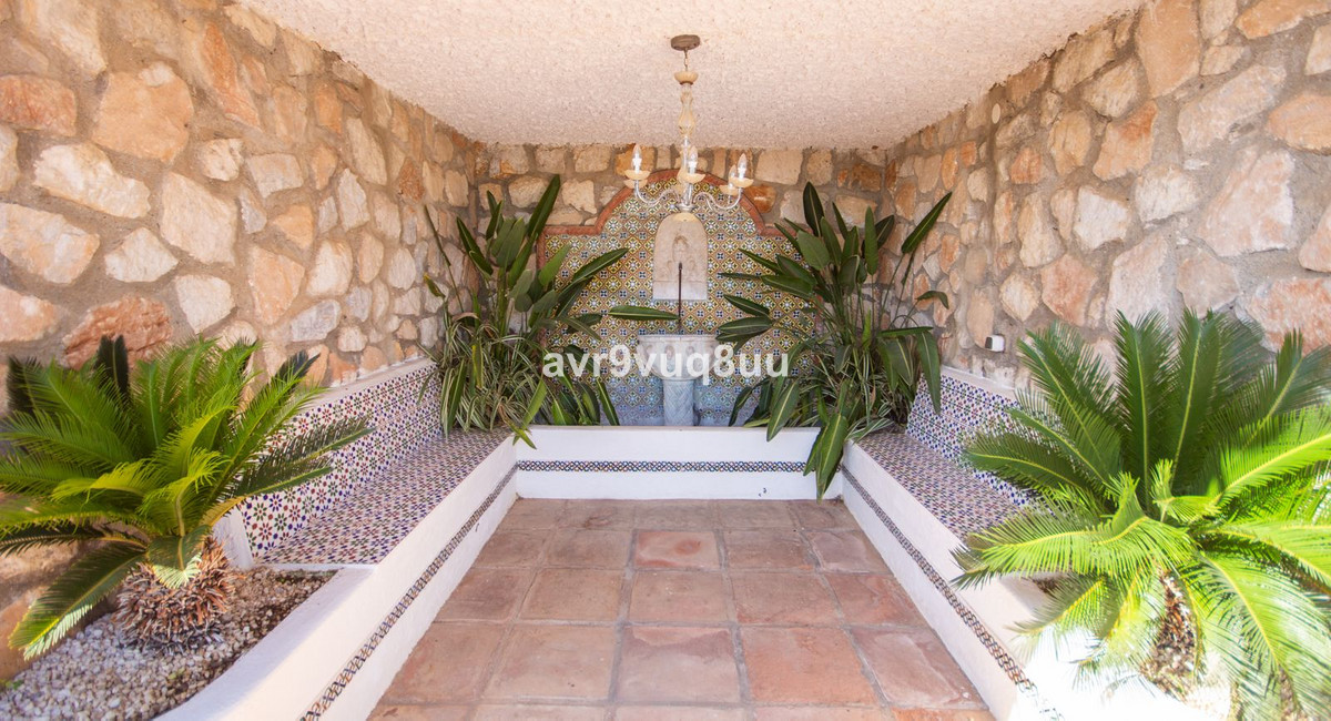 7 Bed Townhouse for sale in Mijas Costa Costa Del Sol, Málaga, Spain