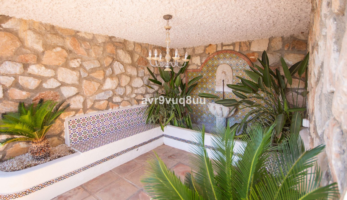 7 Bed Townhouse for sale in Mijas Costa Costa Del Sol, Málaga, Spain