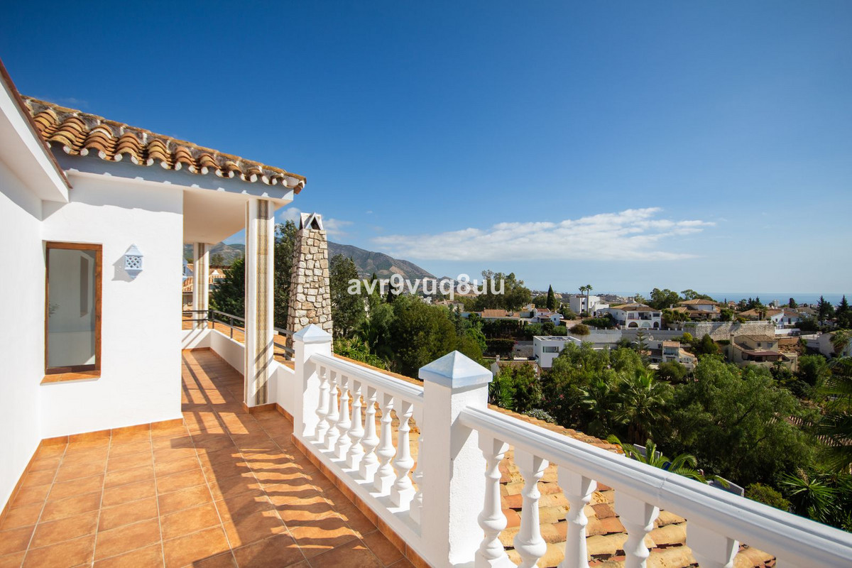 7 Bed Townhouse for sale in Mijas Costa Costa Del Sol, Málaga, Spain