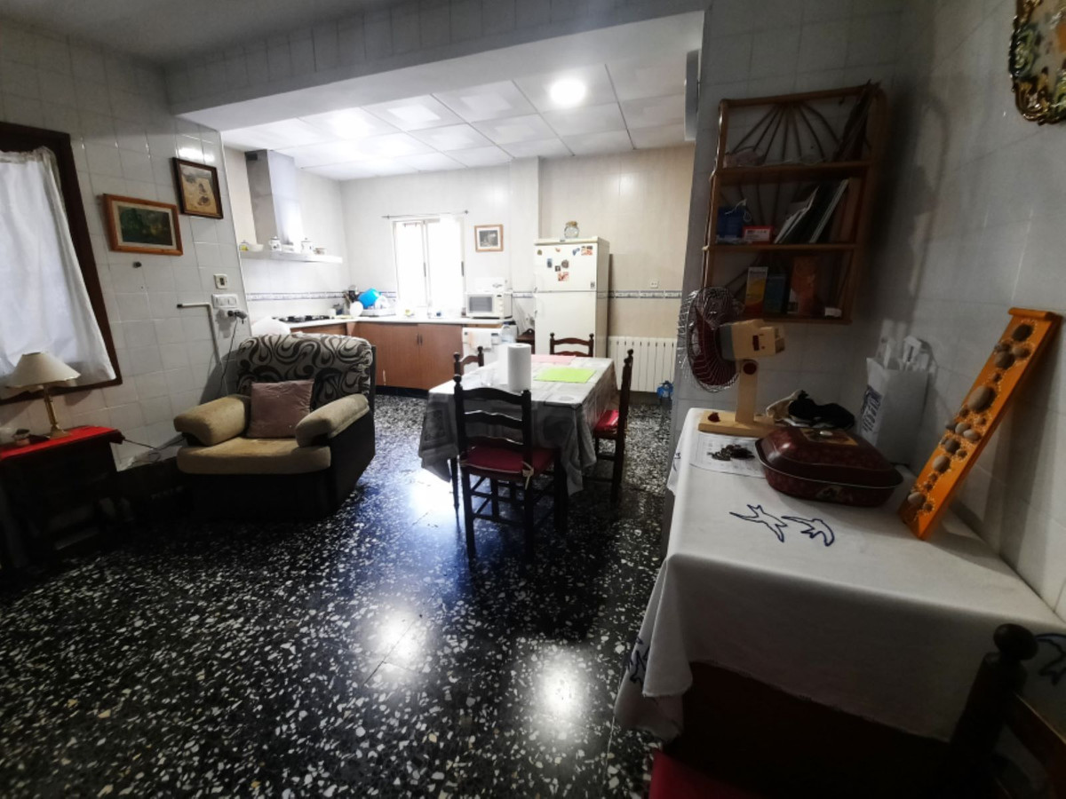 Se vende Villa - Chalet de 4 dormitorios en Costa Blanca, Alicante, España