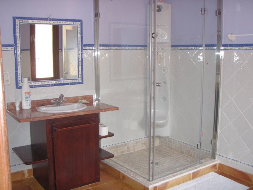 7 Bed Townhouse for sale in Altea Costa Blanca, Alicante, Spain