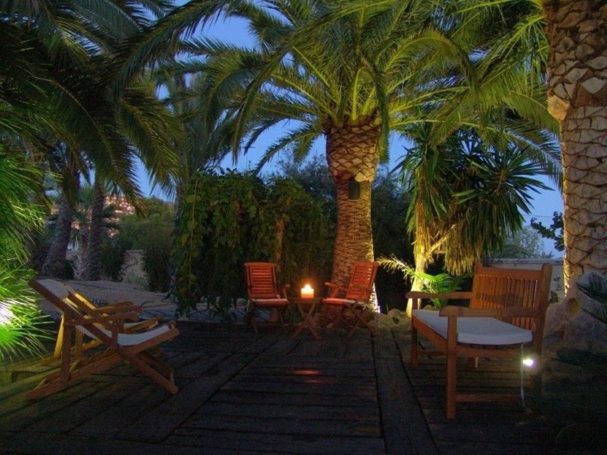 7 Bed Townhouse for sale in Altea Costa Blanca, Alicante, Spain