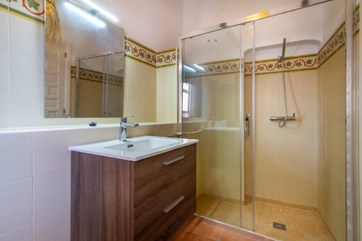 Se vende Casa adosada de 4 dormitorios en Costa Blanca, Alicante, España