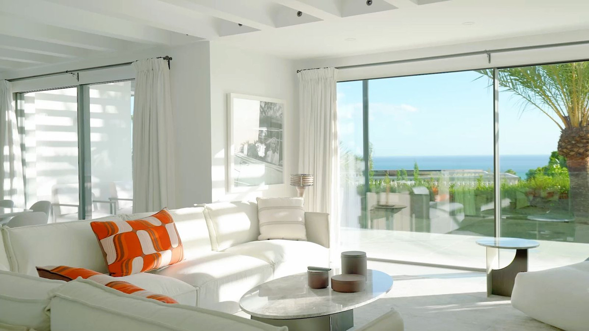 Se vende Villa - Chalet de 5 dormitorios en Costa Del Sol, Málaga, España