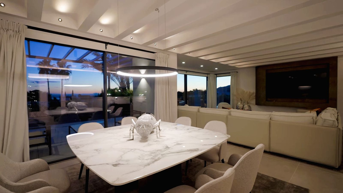 Se vende Villa - Chalet de 5 dormitorios en Costa Del Sol, Málaga, España