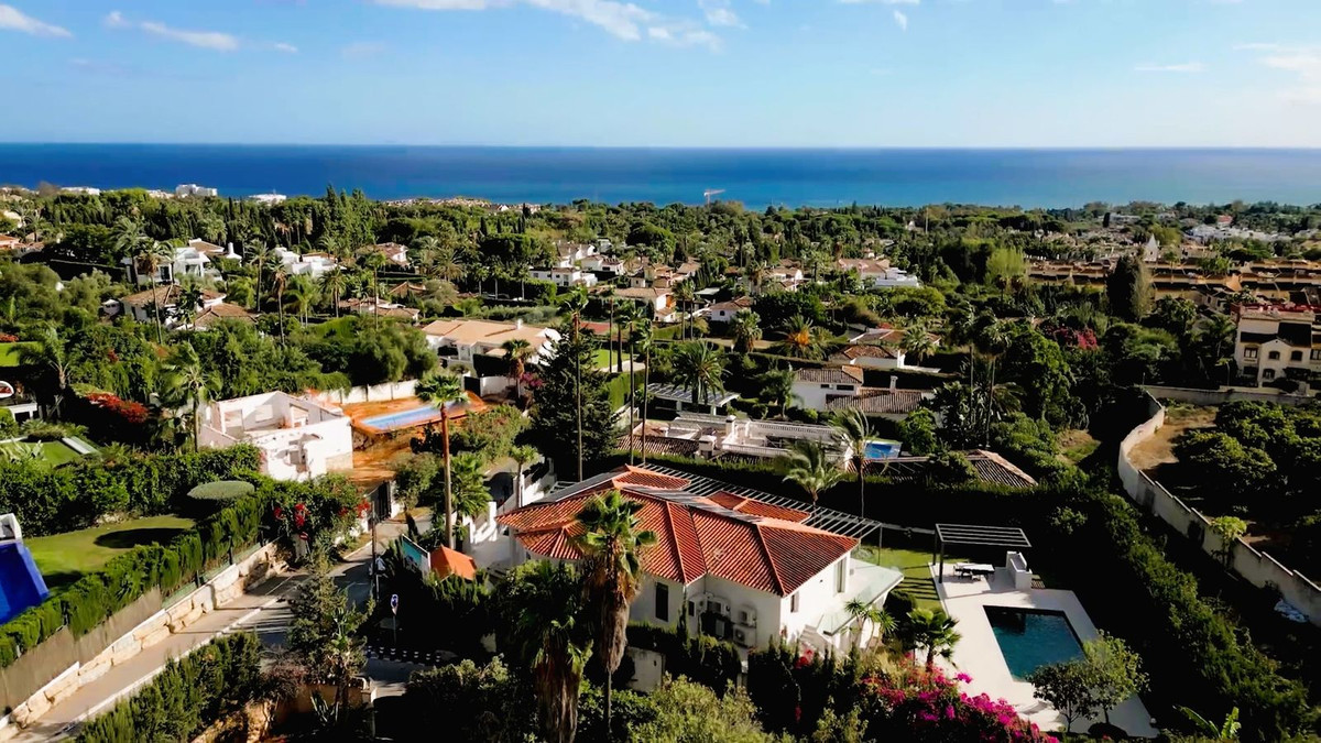 Se vende Villa - Chalet de 5 dormitorios en Costa Del Sol, Málaga, España