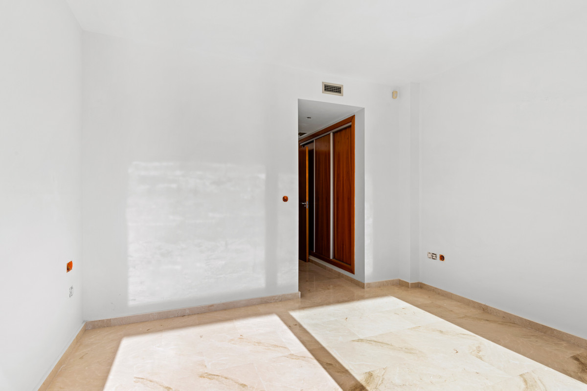 Se vende Apartamento Planta Media de 2 dormitorios en Costa Blanca, Alicante, España