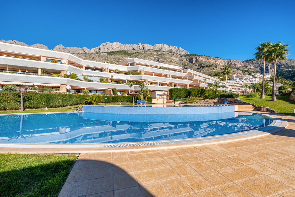 Se vende Apartamento Planta Media de 2 dormitorios en Costa Blanca, Alicante, España