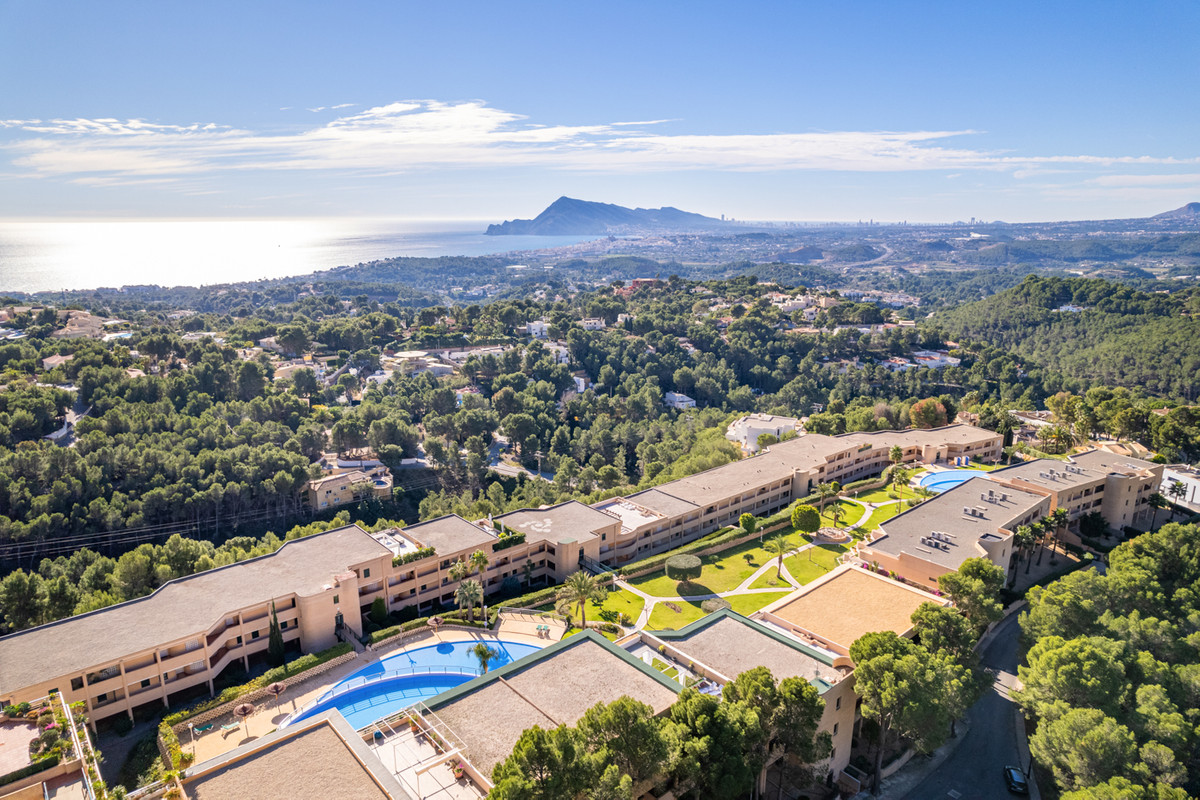 Se vende Apartamento Planta Media de 2 dormitorios en Costa Blanca, Alicante, España