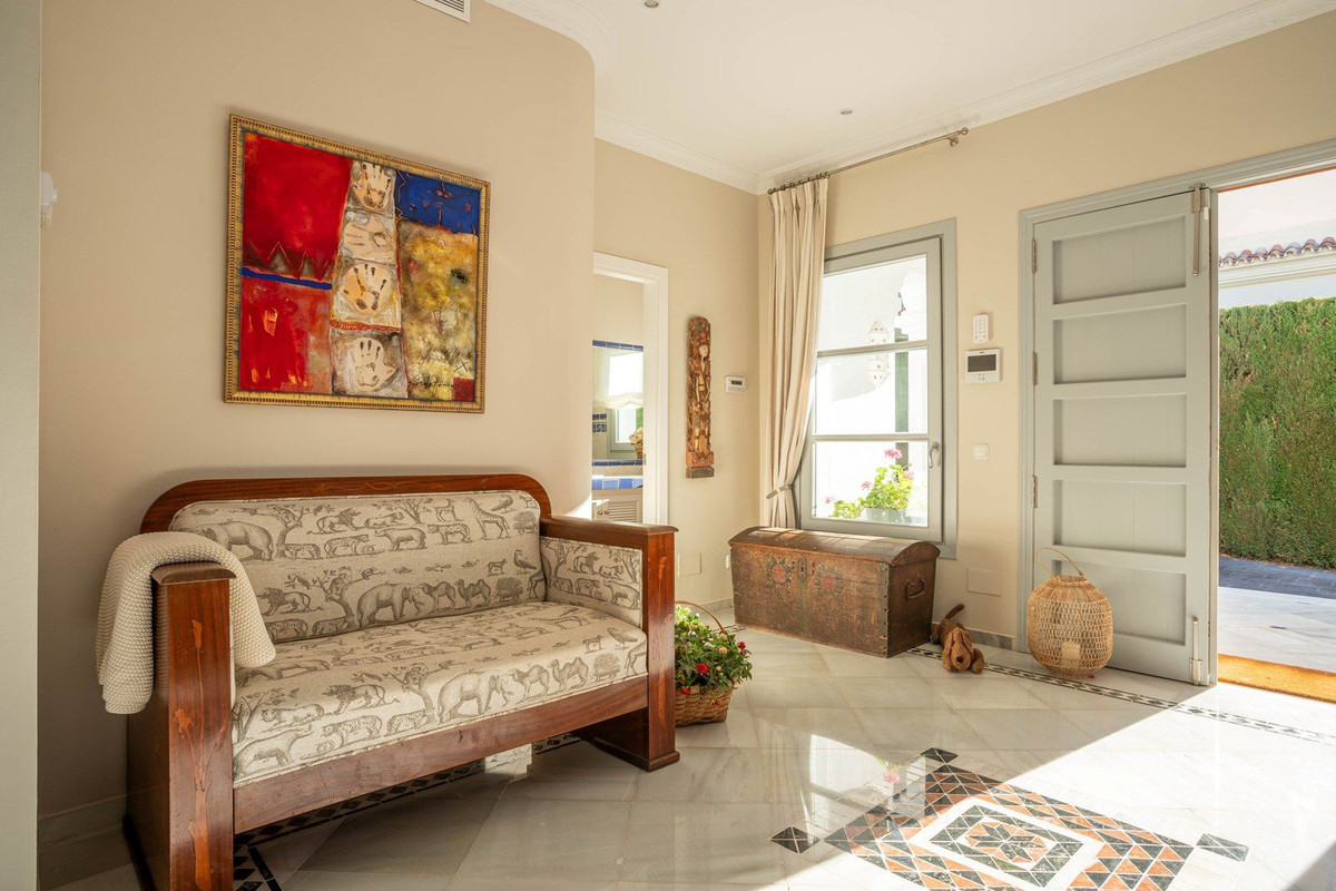 Se vende Villa - Chalet de 4 dormitorios en Costa Del Sol, Málaga, España