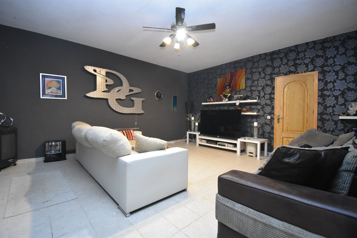 4 Bed Townhouse for sale in Mijas Costa Del Sol, Málaga, Spain