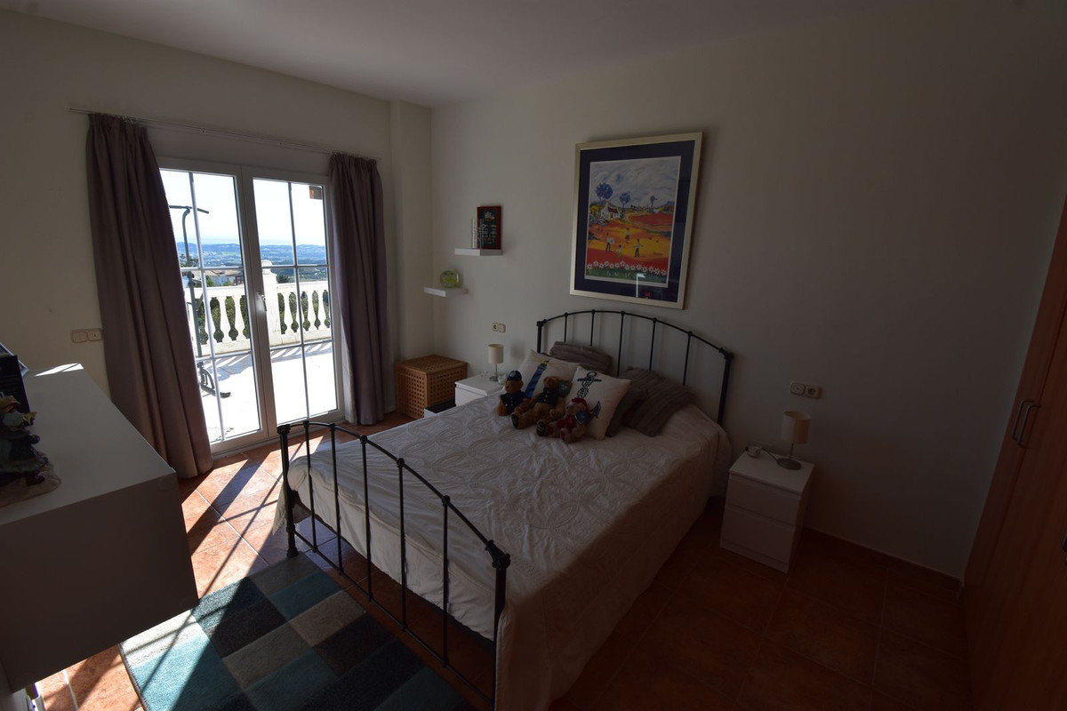 4 Bed Townhouse for sale in Mijas Costa Del Sol, Málaga, Spain
