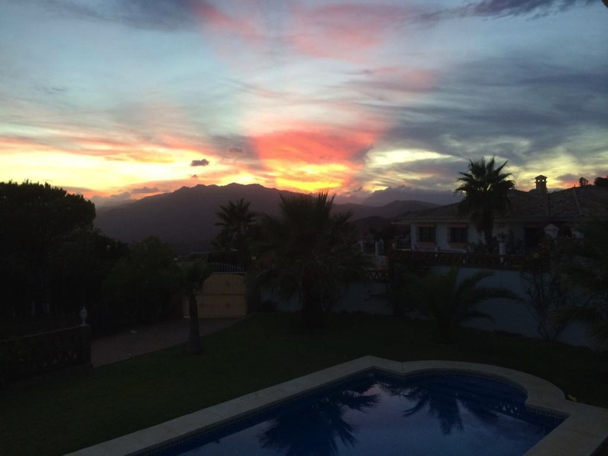 4 Bed Townhouse for sale in Mijas Costa Del Sol, Málaga, Spain