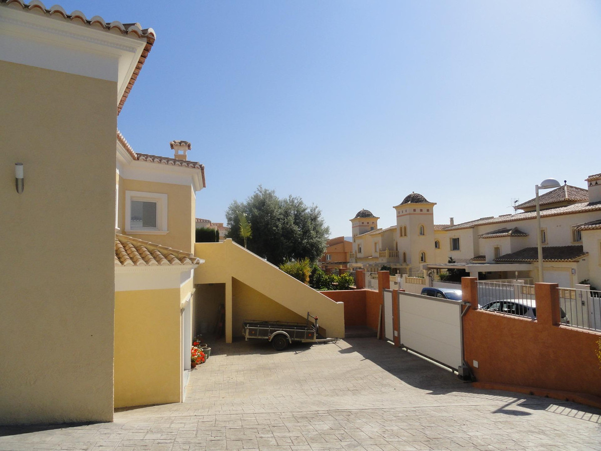 3 Bed Townhouse for sale in Calpe Costa Blanca, Alicante, Spain