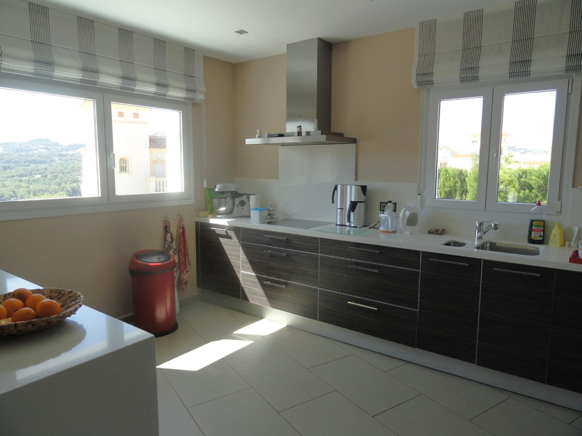 3 Bed Townhouse for sale in Calpe Costa Blanca, Alicante, Spain