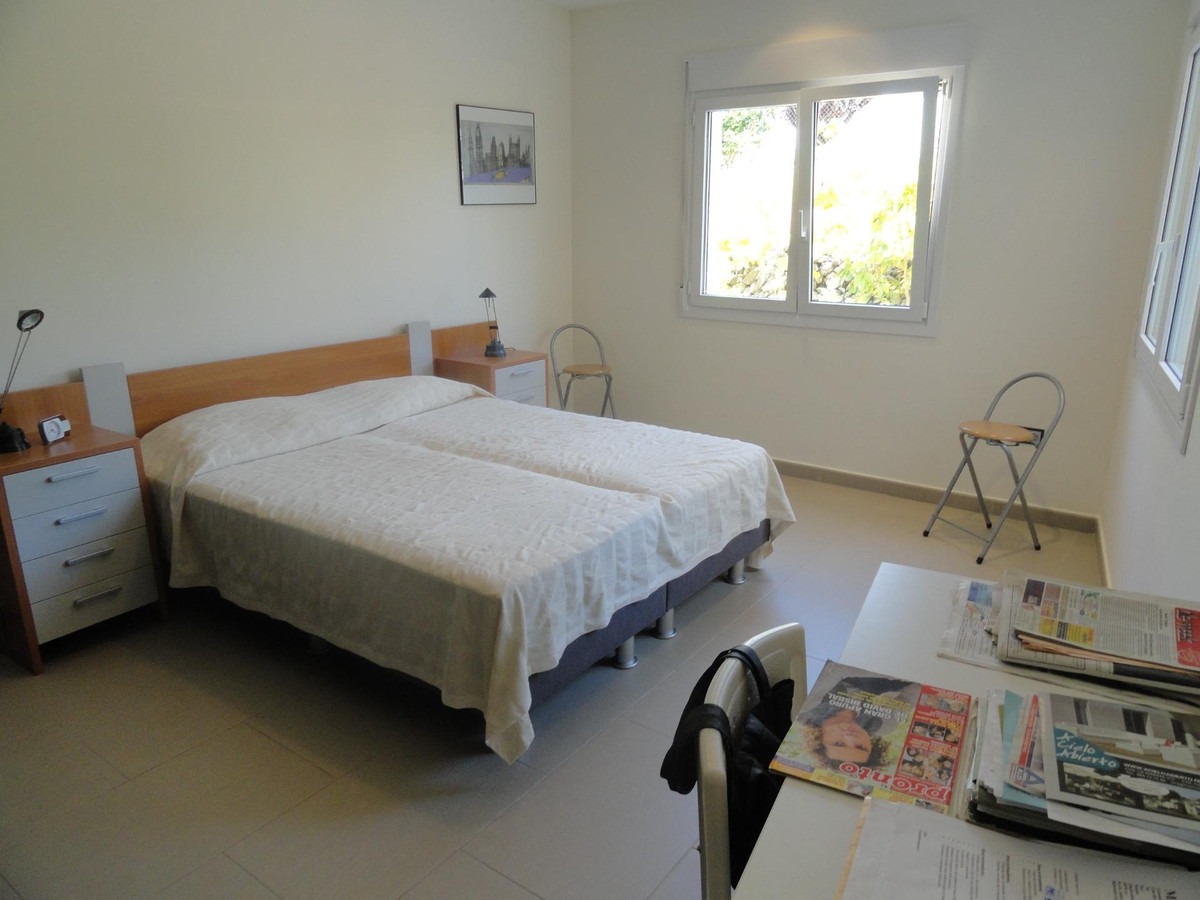 3 Bed Townhouse for sale in Calpe Costa Blanca, Alicante, Spain
