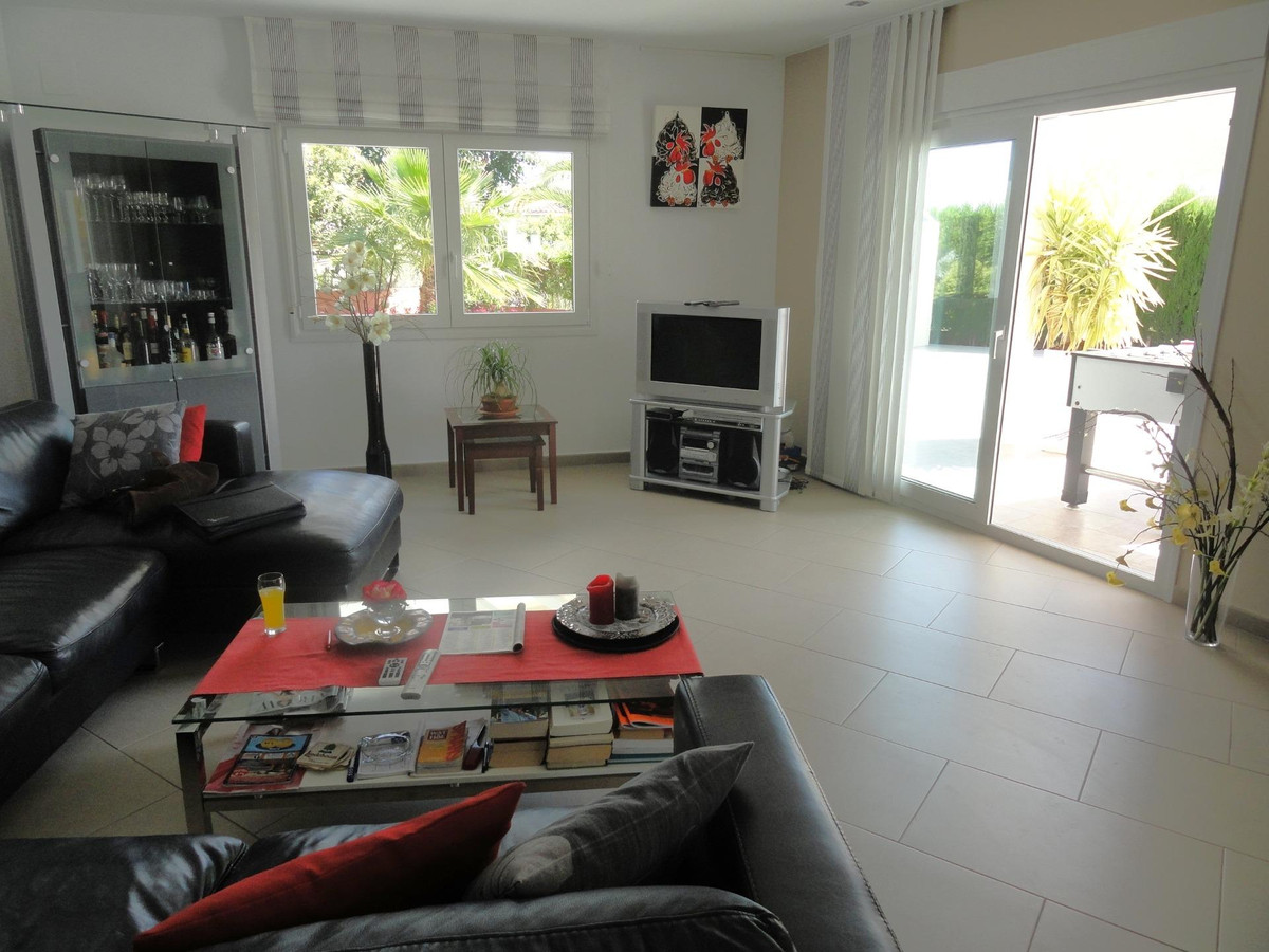 3 Bed Townhouse for sale in Calpe Costa Blanca, Alicante, Spain