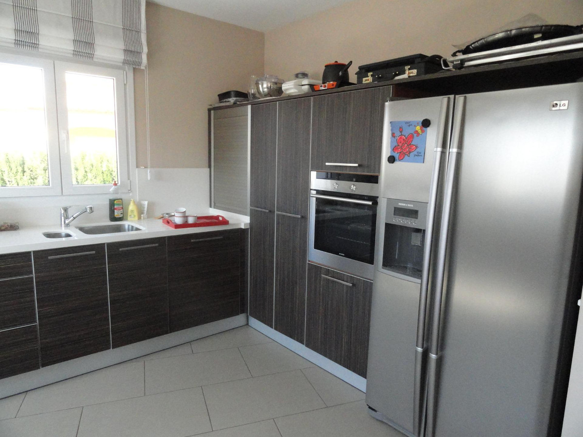 3 Bed Townhouse for sale in Calpe Costa Blanca, Alicante, Spain