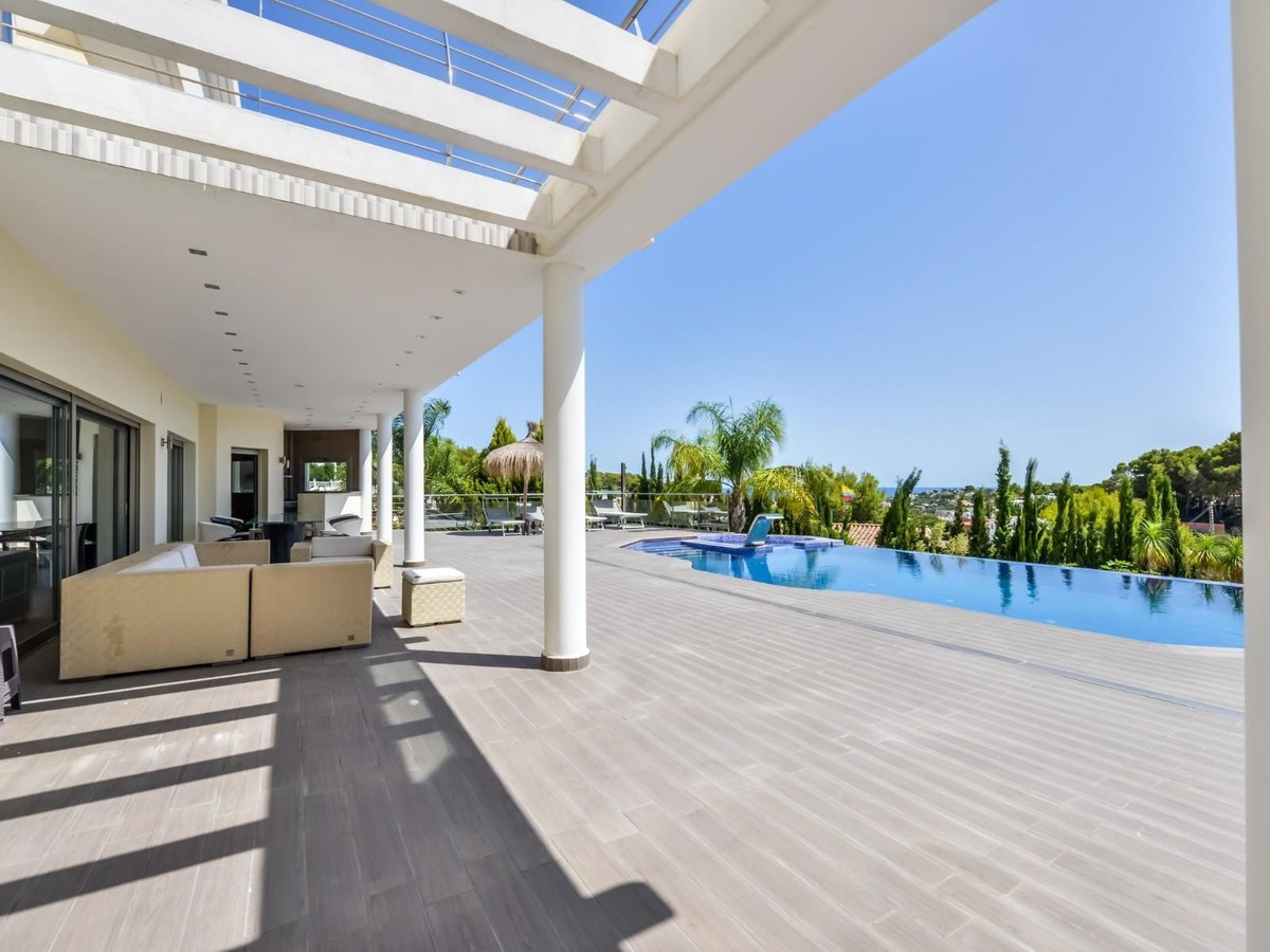 Se vende Villa - Chalet de 5 dormitorios en Costa Blanca, Alicante, España
