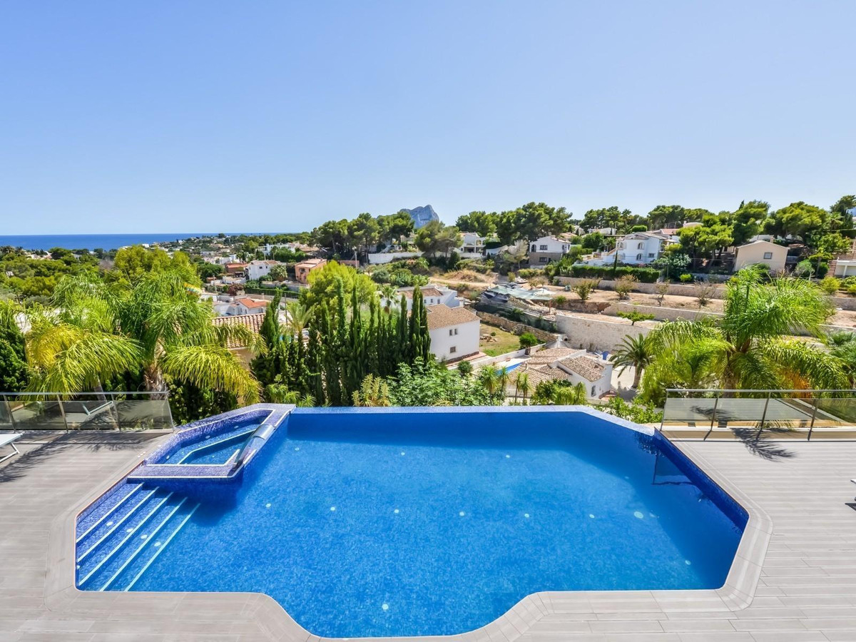 Se vende Villa - Chalet de 5 dormitorios en Costa Blanca, Alicante, España