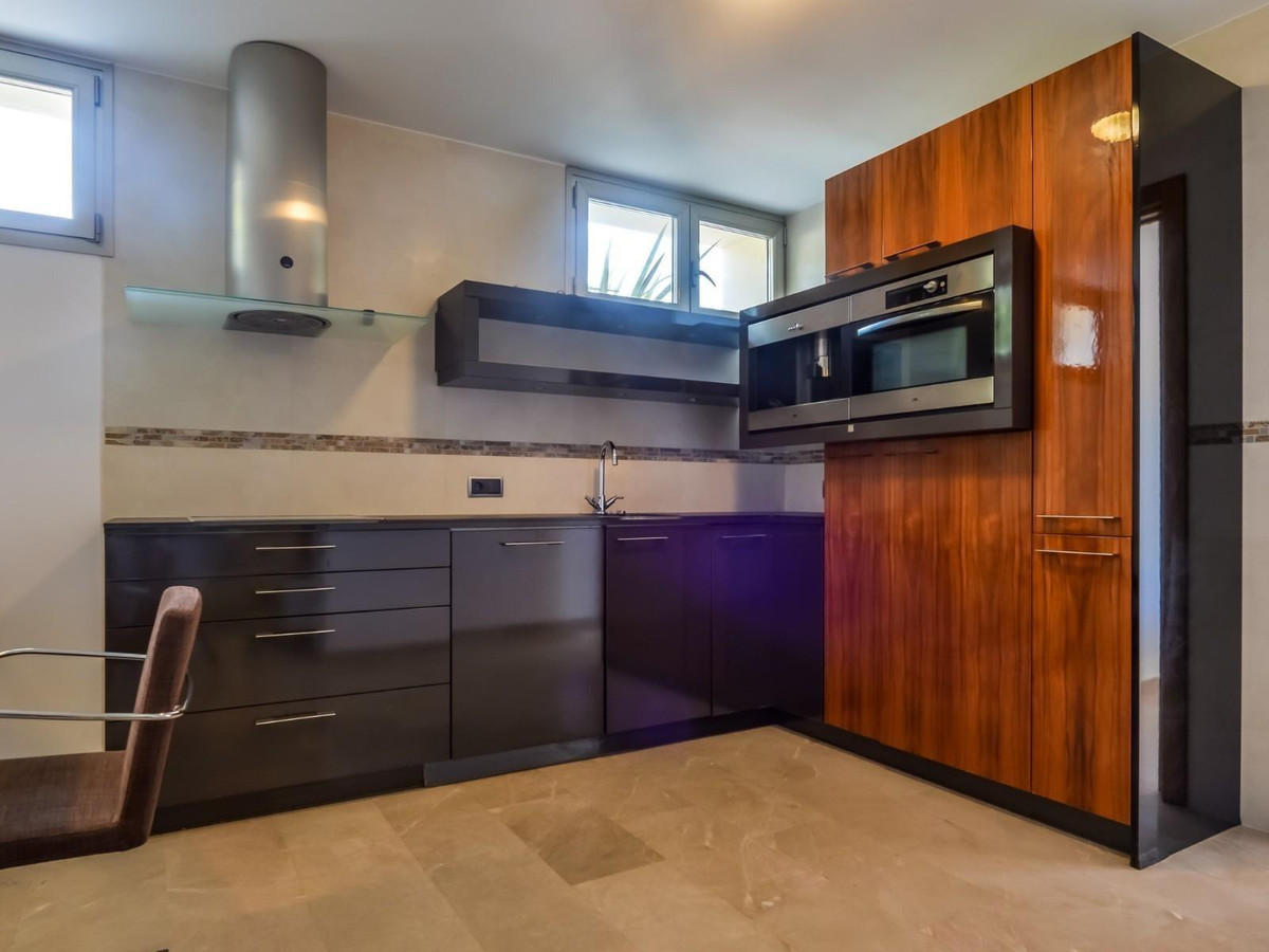 Se vende Villa - Chalet de 5 dormitorios en Costa Blanca, Alicante, España