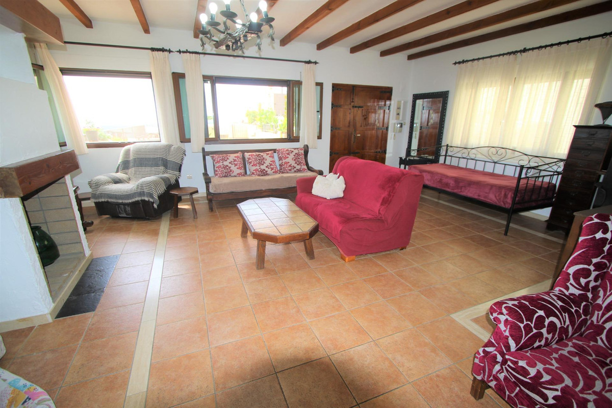 Se vende Villa - Chalet de 4 dormitorios en Costa Blanca, Alicante, España
