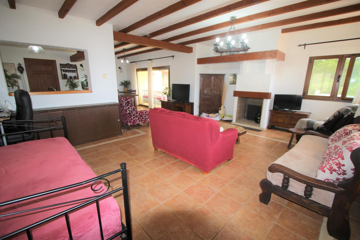 Se vende Villa - Chalet de 4 dormitorios en Costa Blanca, Alicante, España