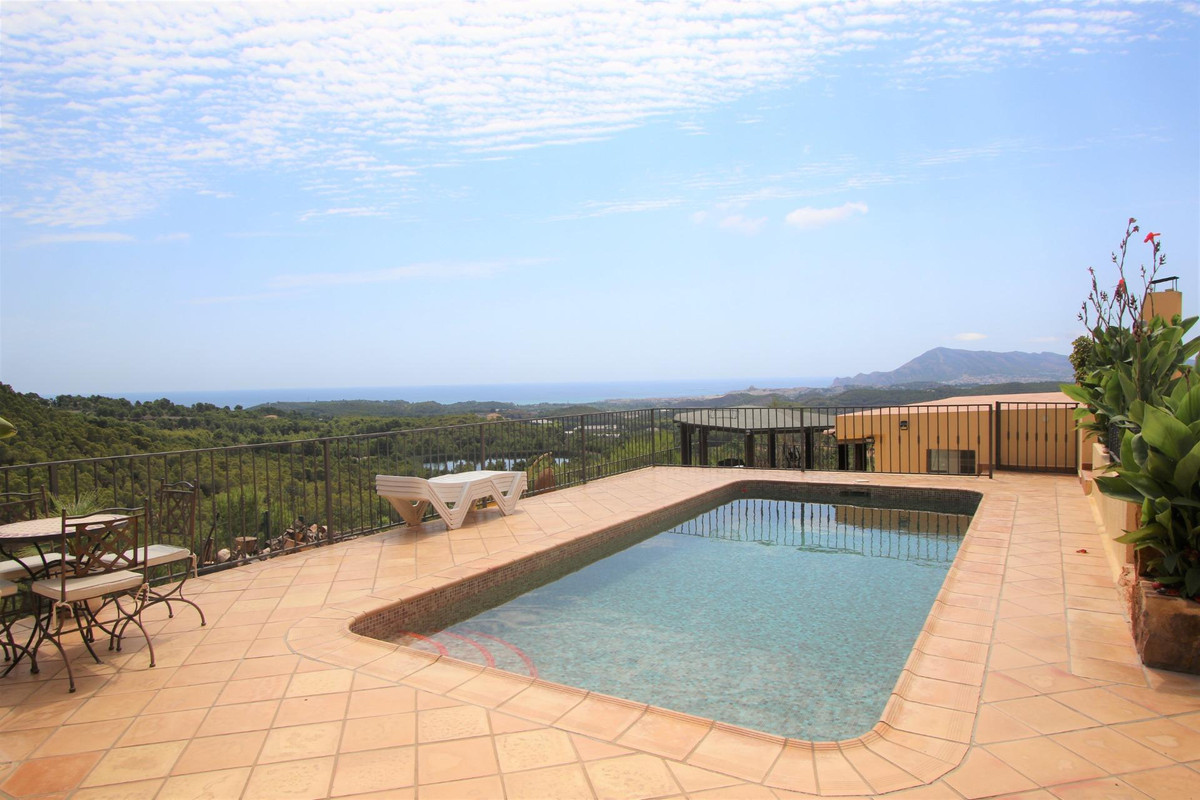 Se vende Villa - Chalet de 4 dormitorios en Costa Blanca, Alicante, España