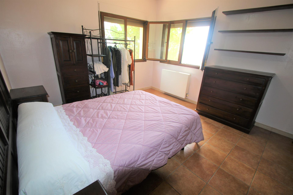 Se vende Villa - Chalet de 4 dormitorios en Costa Blanca, Alicante, España