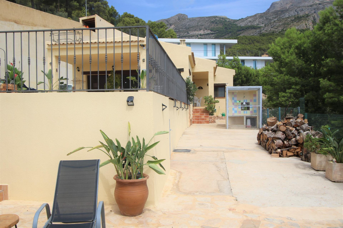 Se vende Villa - Chalet de 4 dormitorios en Costa Blanca, Alicante, España