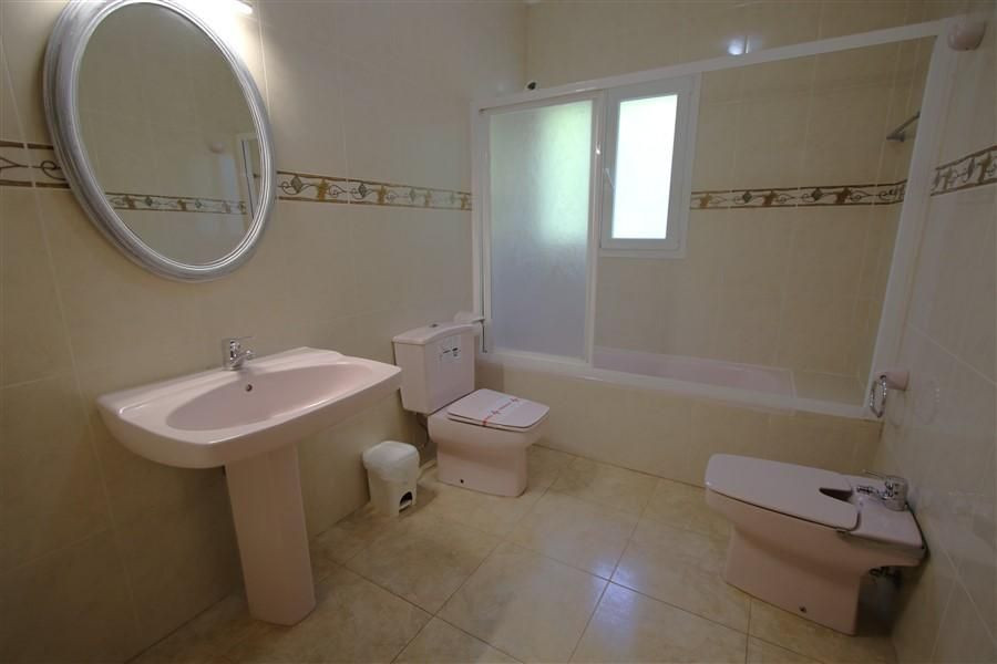 12 Bed Townhouse for sale in Calpe Costa Blanca, Alicante, Spain