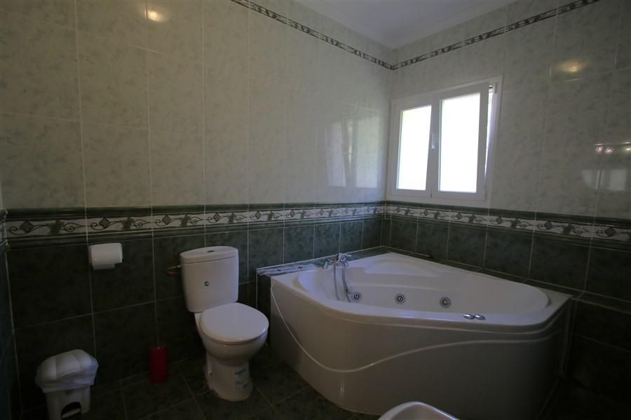 12 Bed Townhouse for sale in Calpe Costa Blanca, Alicante, Spain