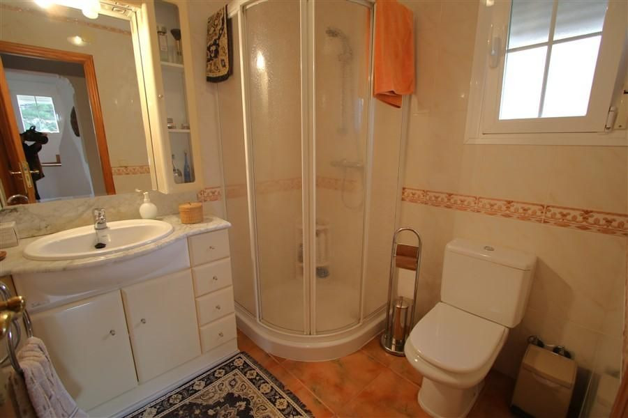 Se vende Villa - Chalet de 5 dormitorios en Costa Blanca, Alicante, España