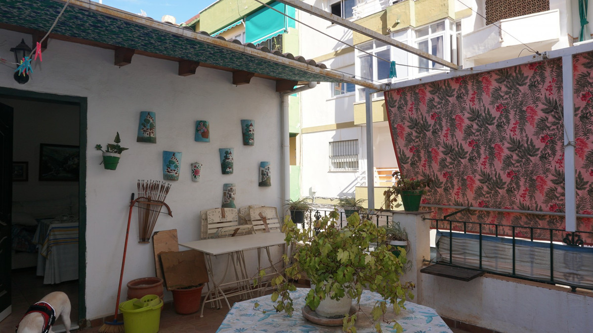 Se vende Pareada de 4 dormitorios en Costa Del Sol East, Málaga, España