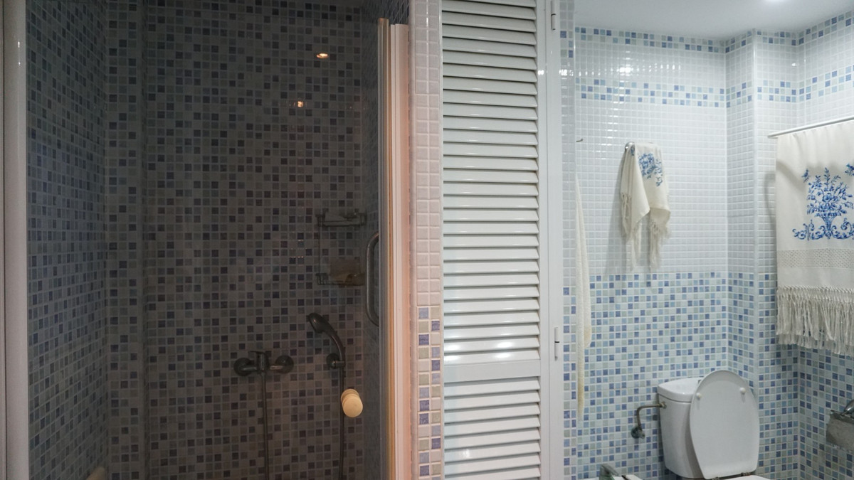 Se vende Pareada de 4 dormitorios en Costa Del Sol East, Málaga, España
