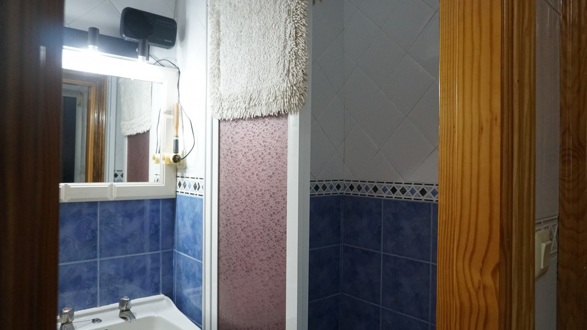 Se vende Pareada de 4 dormitorios en Costa Del Sol East, Málaga, España